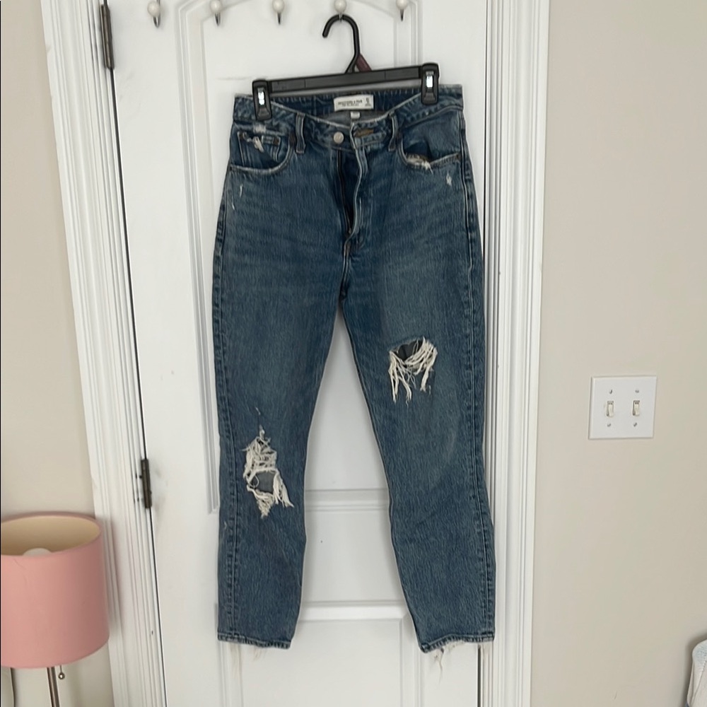 Abercrombie & Fitch High Rise Mom Jeans - Curve Love - size 27/4r